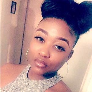 Meet your Posher, Yonnah